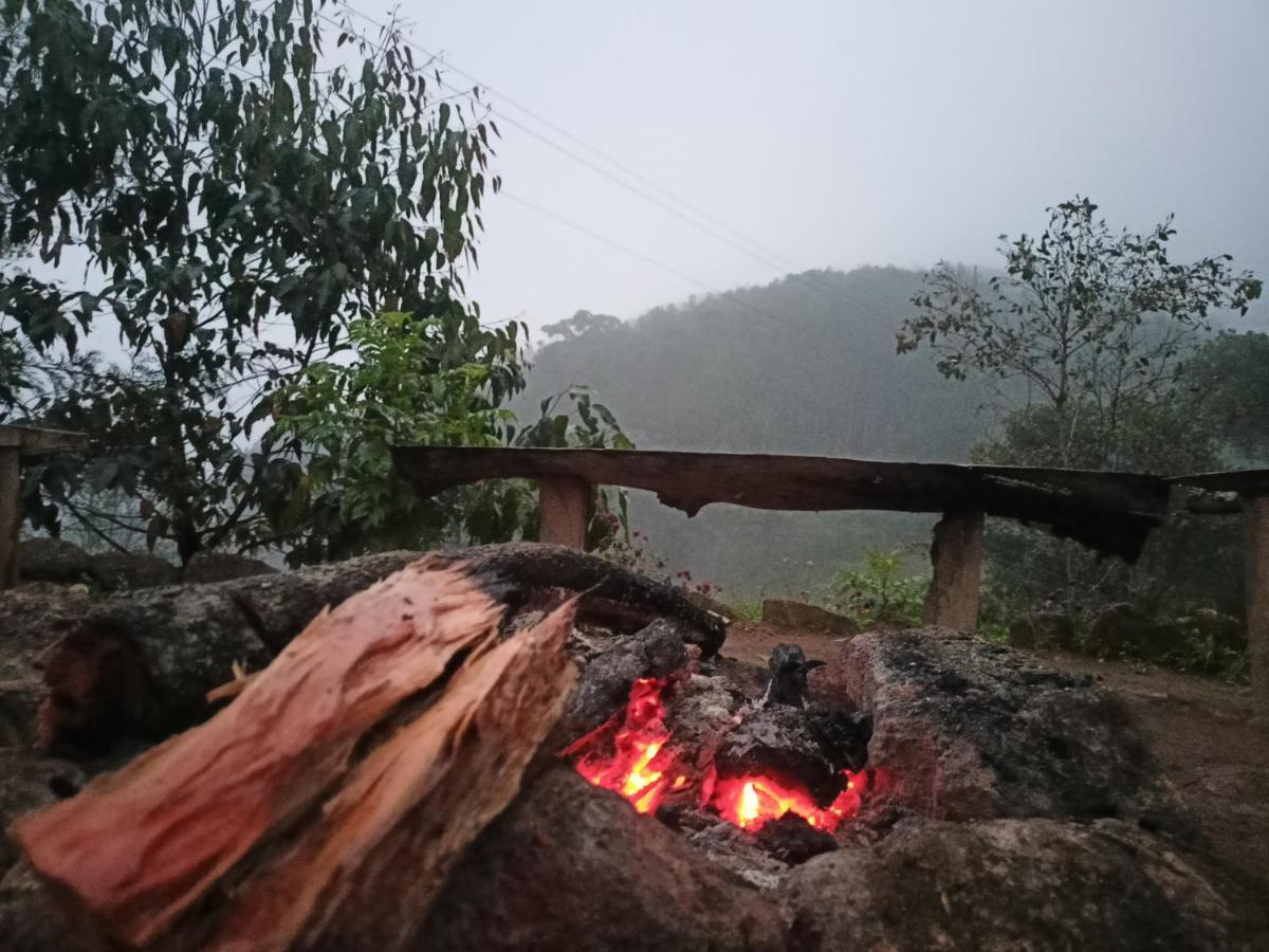 ホテル Freedom Camp エッラ エクステリア 写真